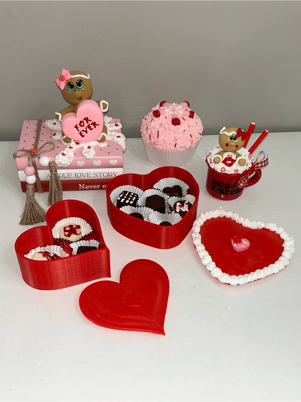 Heart-Shaped Red & Pink Set - Handmade Cute Valentine Decor